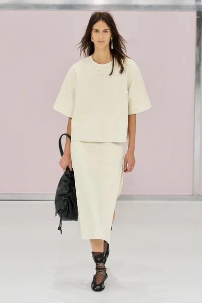 Look 18
